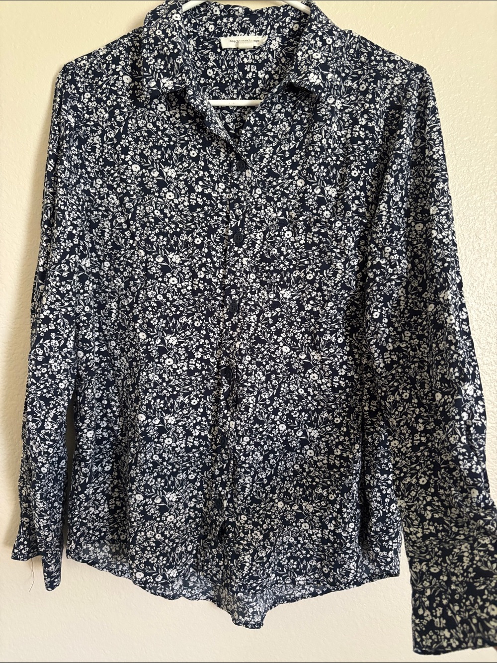 Beachlunchlounge collection Blue and White Floral Long Sleeve button up